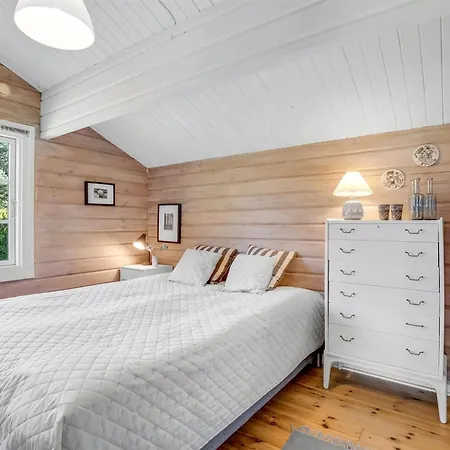 Holiday home Lamberthus - 600m From The Sea In Lolland- Falster And Mon By Interhome