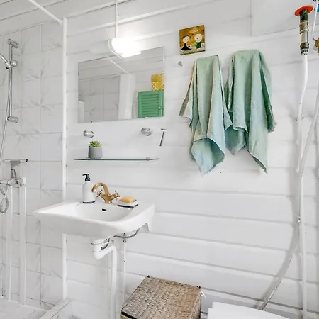 Сasa de vacaciones Lamberthus - 600m From The Sea By Interhome
